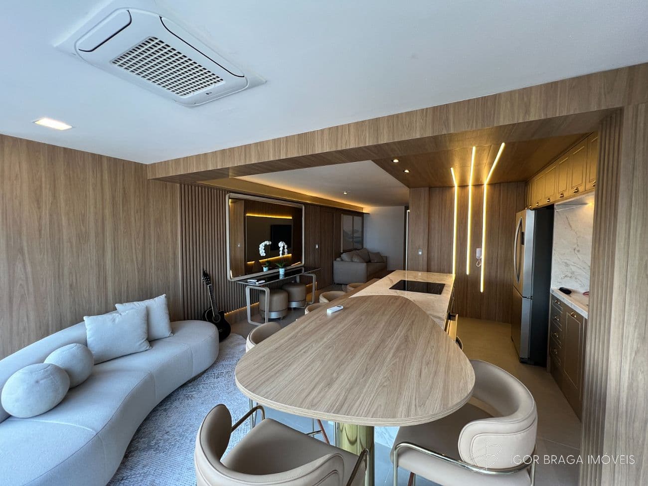 EXCELENTE APARTAMENTO, FINO ACABAMENTO E LAZER COMPLETO — foto 1