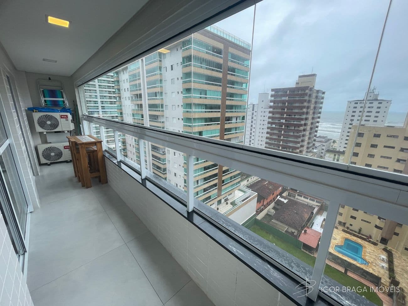 BELISSÍMO APARTAMENTO COM FINO ACABAMENTO E LAZER COMPLETO — foto 1