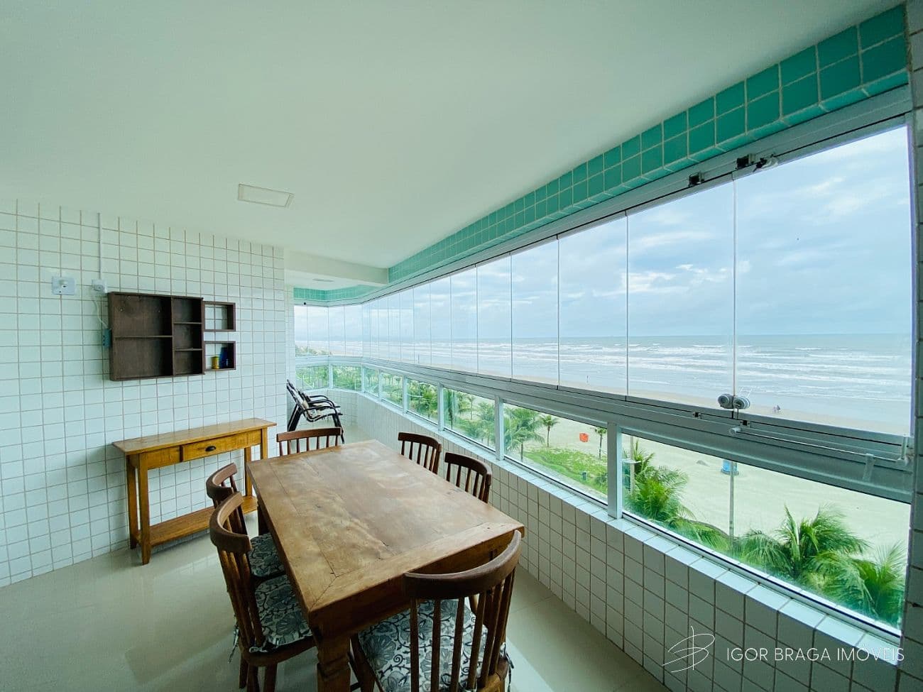 BELÍSSIMO APARTAMENTO E FINO ACABAMENTO — foto 1