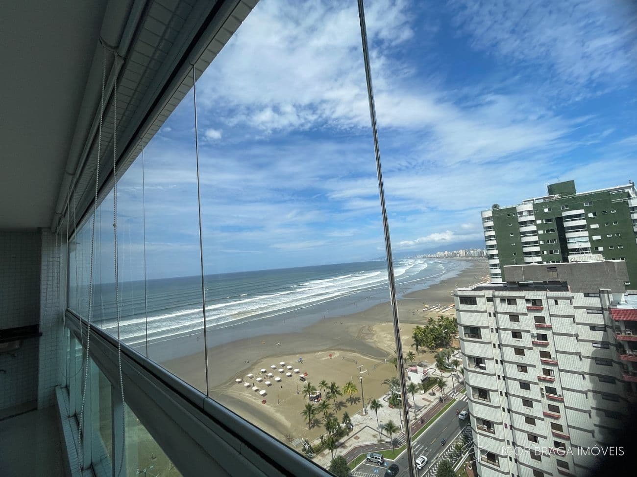 EXCELENTE APARTAMENTO, AMPLO E LAZER COMPLETO — foto 1