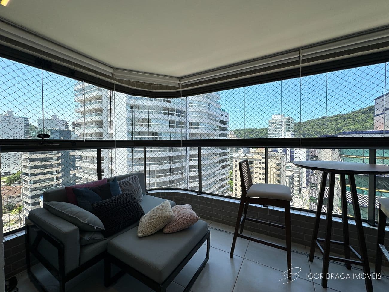 BELÍSSIMO APARTAMENTO, FINO ACABAMENTO E LAZER COMPLETO — foto 1