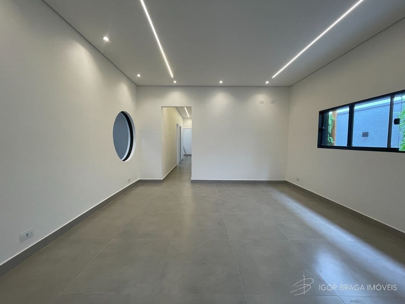 EXCELENTE CASA, AMPLA E FINO ACABAMENTO — foto 1