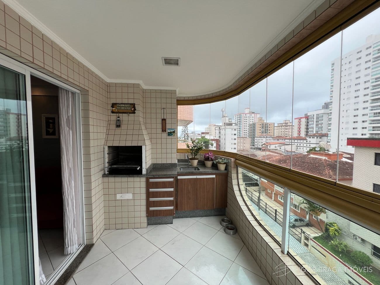 BELÍSSIMO APARTAMENTO, FINO ACABAMENTO E LAZER COMPLETO — foto 1