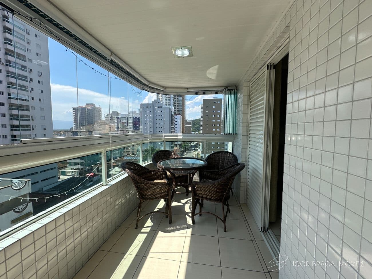 BELÍSSIMO APARTAMENTO, FINO ACABAMENTO  E LAZER COMPLETO — foto 1