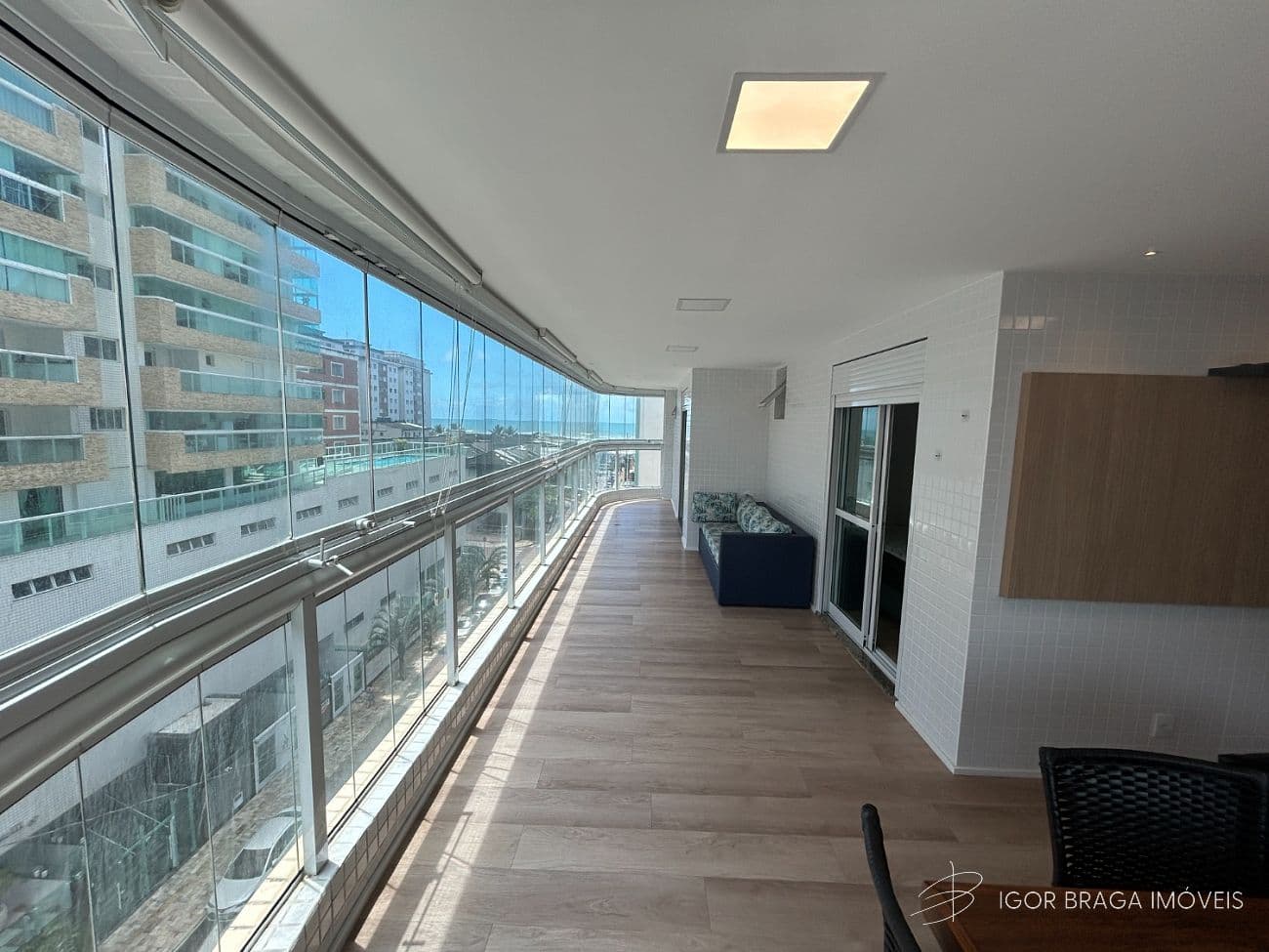 EXCELENTE APARTAMENTO, À 160M DO MAR E LAZER COMPLETO — foto 1