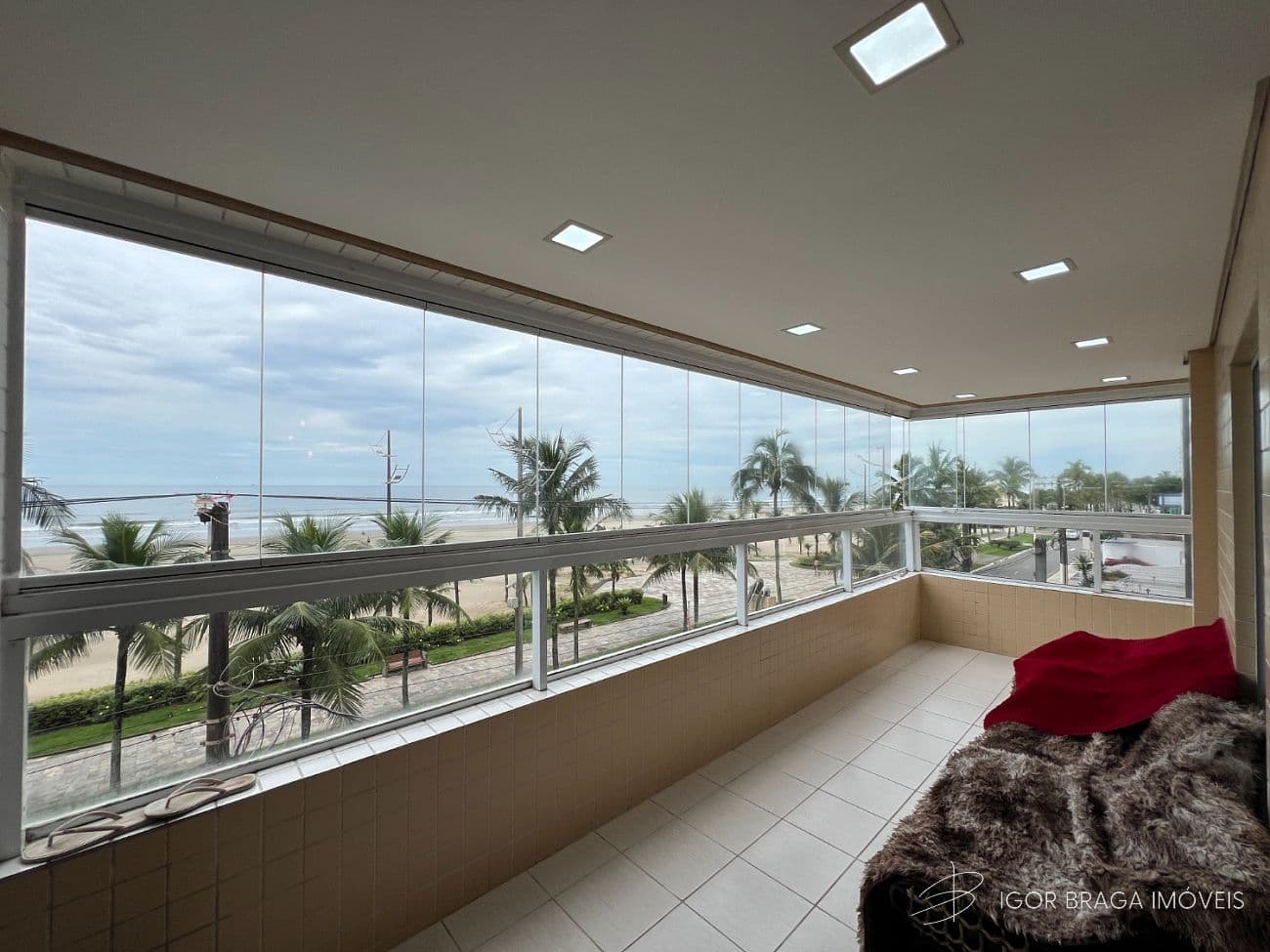 BELISSÍMO APARTAMENTO, FINO ACABAMENTO E LAZER COMPLETO — foto 1