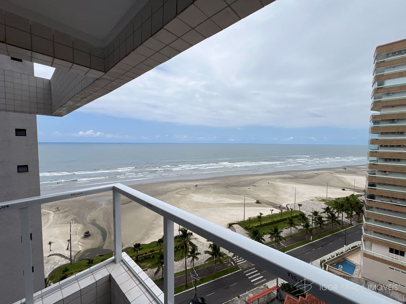 BELÍSSIMO APARTAMENTO, FINO ACABAMENTO E LAZER COMPLETO — foto 1