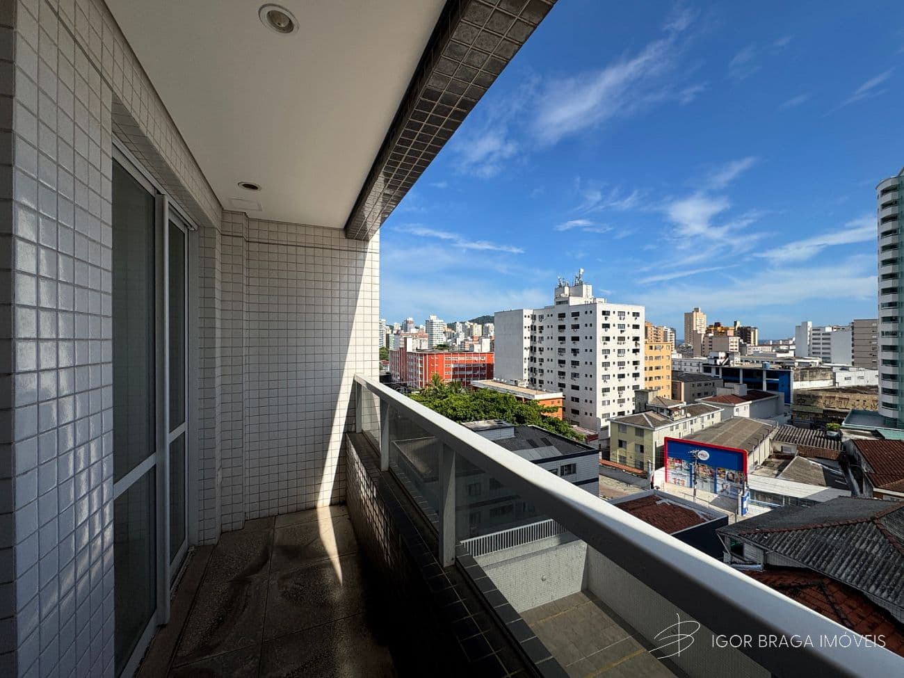 BELÍSSIMA SALA COMERCIAL, AMPLA E FINO ACABAMENTO — foto 1