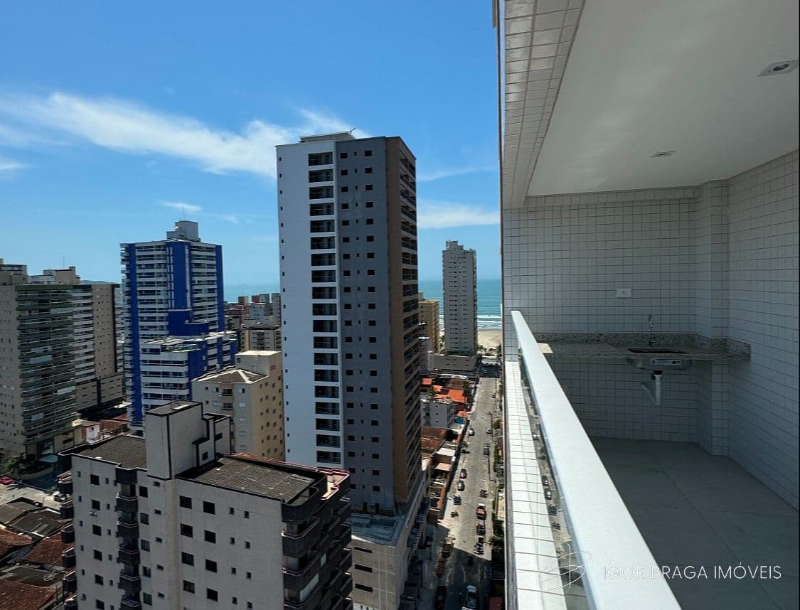 BELÍSSIMO APARTAMENTO, À 300M DO MAR E LAZER COMPLETO — foto 1