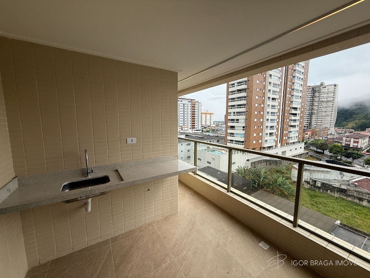 EXCELENTE APARTAMENTO, À 850M DO MAR E LAZER COMPLETO — foto 1