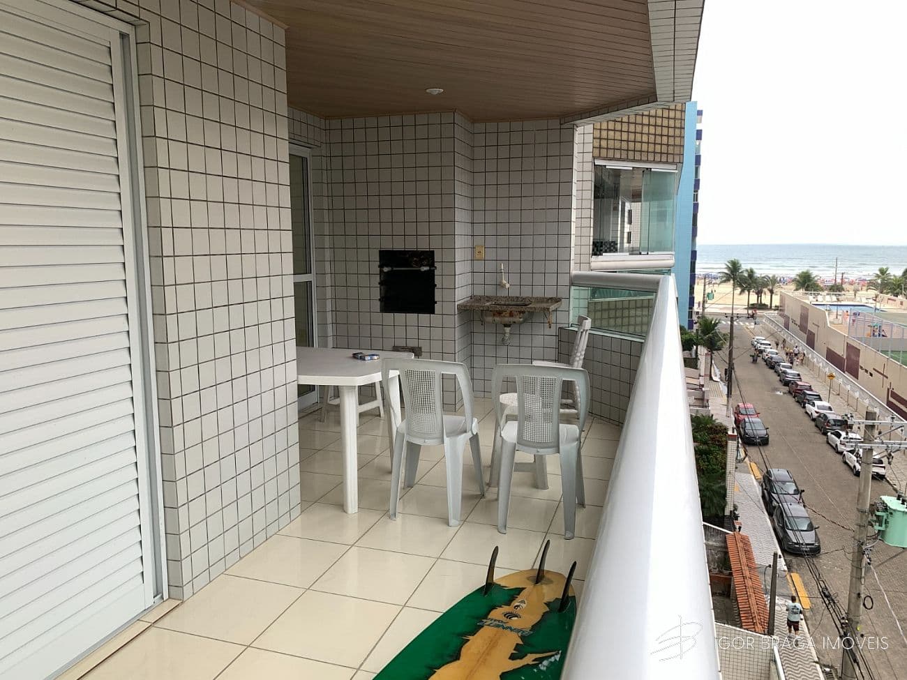 BELÍSSIMO APARTAMENTO, À 130m DO MAR E LAZER — foto 1