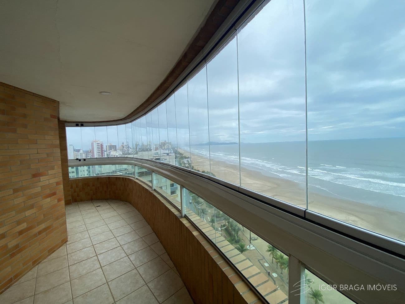 BELÍSSIMO APARTAMENTO, AMPLO E LAZER COMPLETO — foto 1