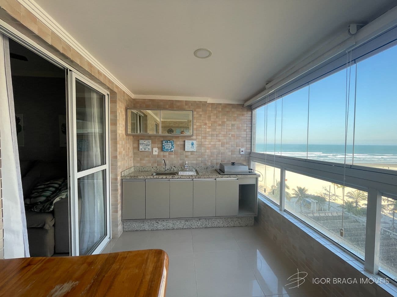 EXCELENTE APARTAMENTO, AMPLO E LAZER COMPLETO — foto 1