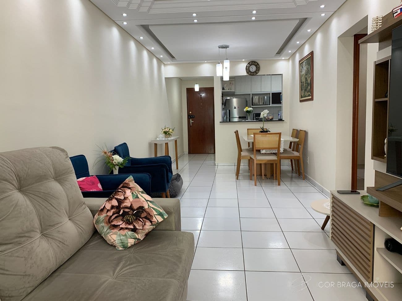 BELÍSSIMO APARTAMENTO, AMPLO E FINO ACABAMENTO — foto 1