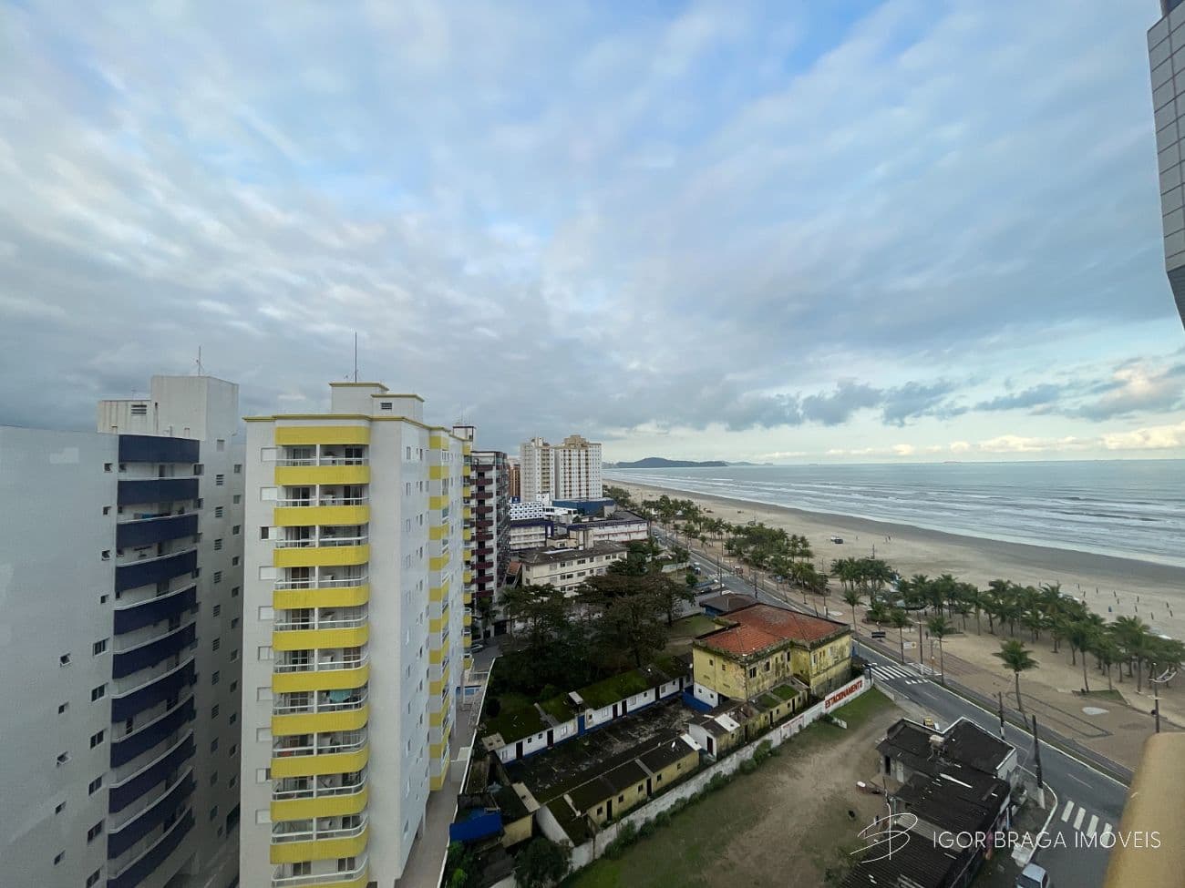 BELÍSSIMO APARTAMENTO, AMPLO E ÁREA DE LAZER — foto 1