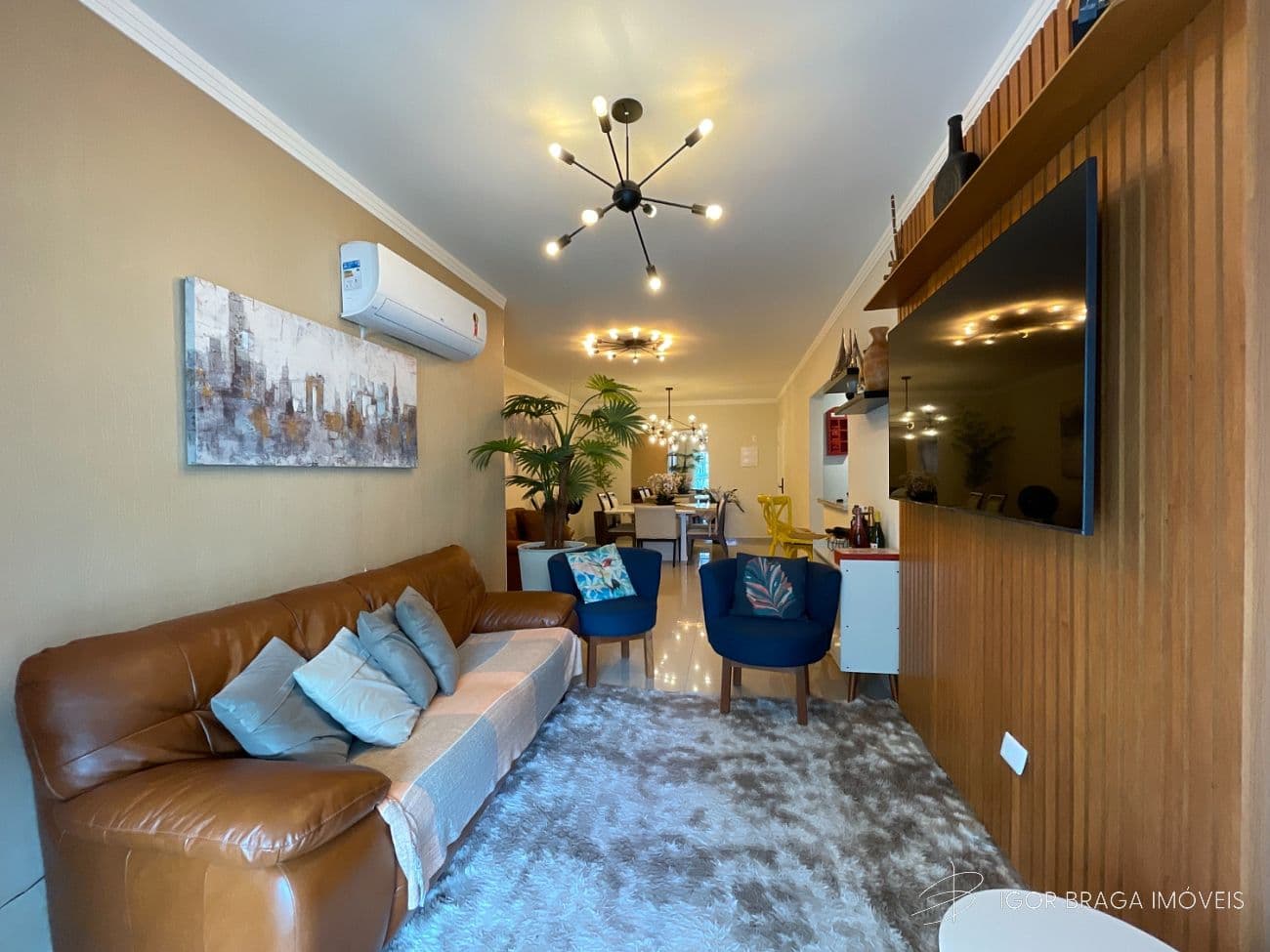 EXCELENTE  APARTAMENTO,  AMPLO, FINO ACABAMENTO E LAZER COMPLETO — foto 1