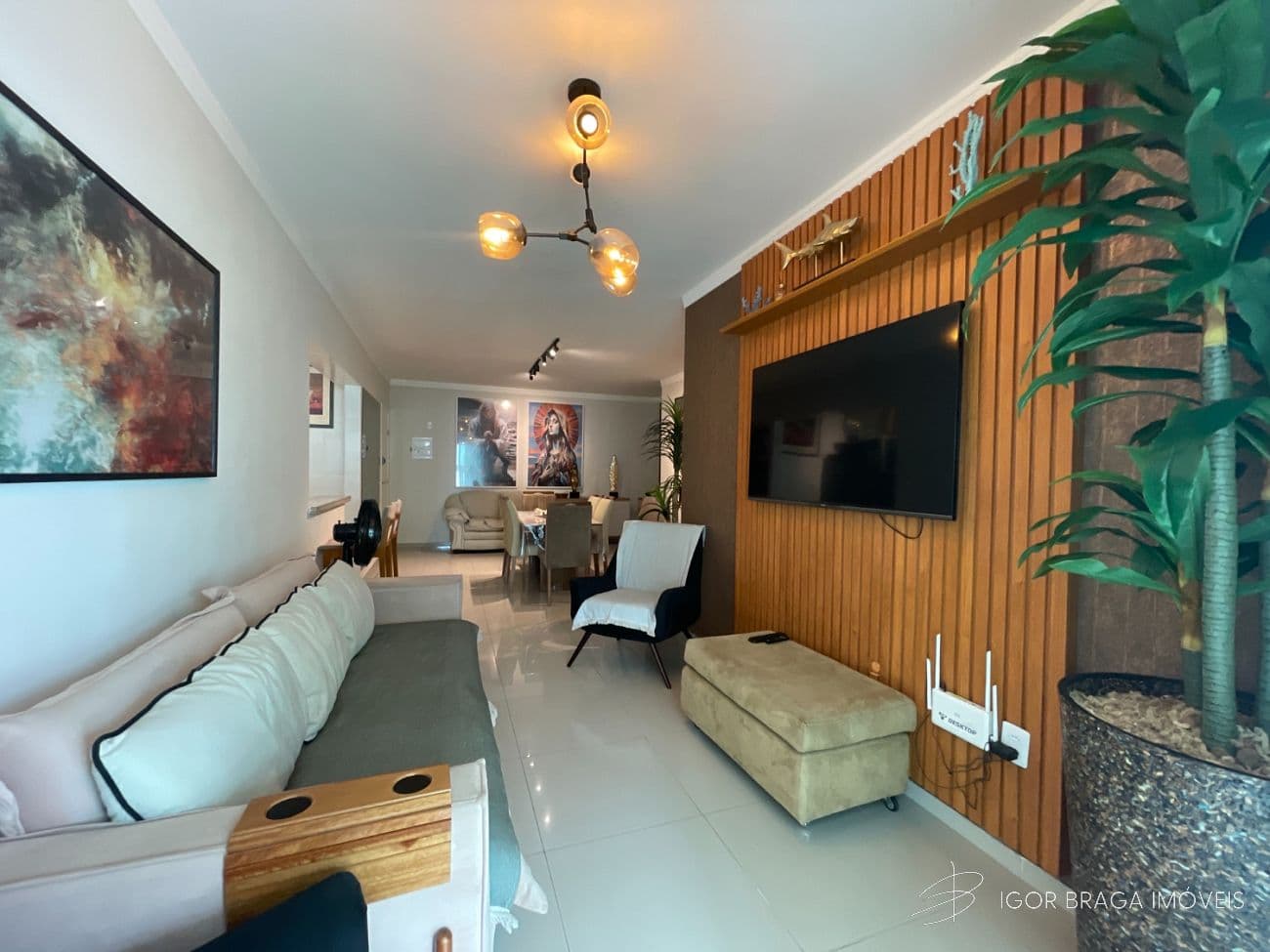 EXCELENTE  APARTAMENTO,  AMPLO, FINO ACABAMENTO E LAZER COMPLETO — foto 1