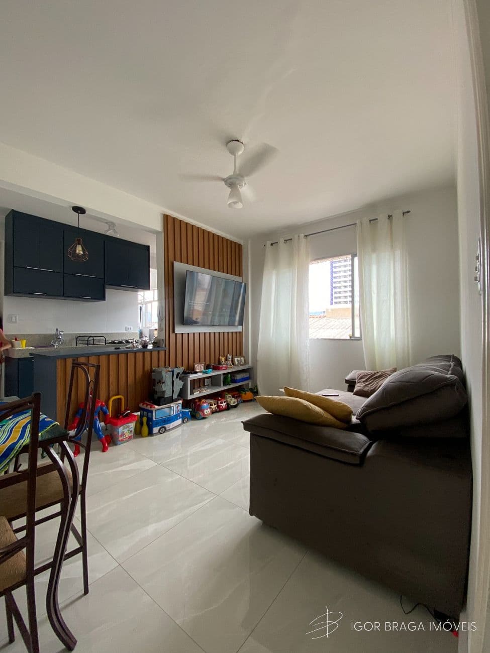 BELÍSSIMO APARTAMENTO, À 250M DO MAR — foto 1