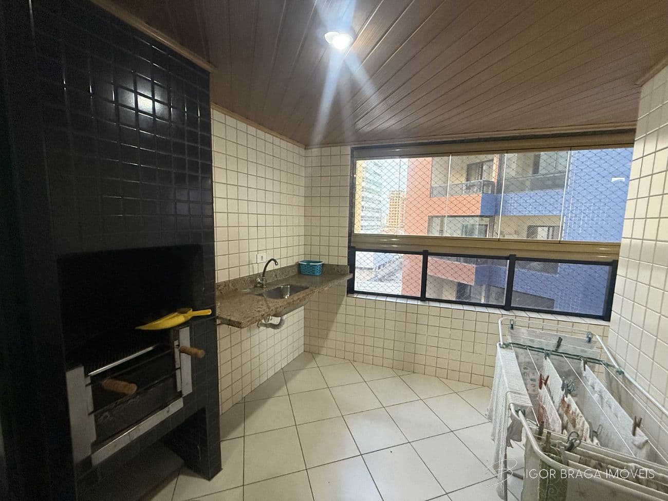 BELÍSSIMO APARTAMENTO, AMPLO E ÁREA DE LAZER — foto 1
