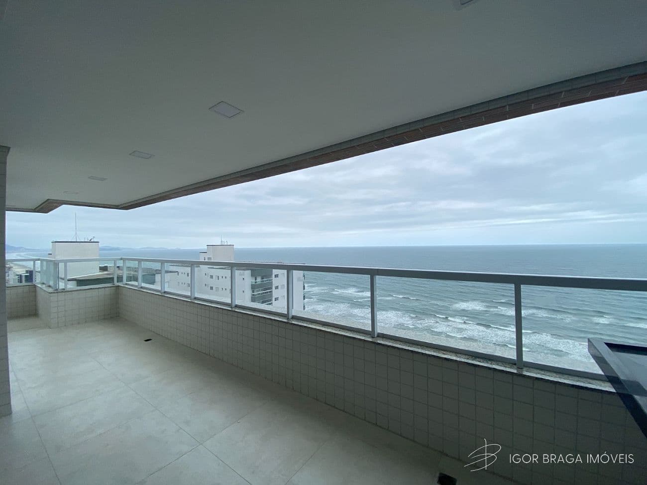 BELÍSSIMO APARTAMENTO, AMPLO E LAZER COMPLETO — foto 1