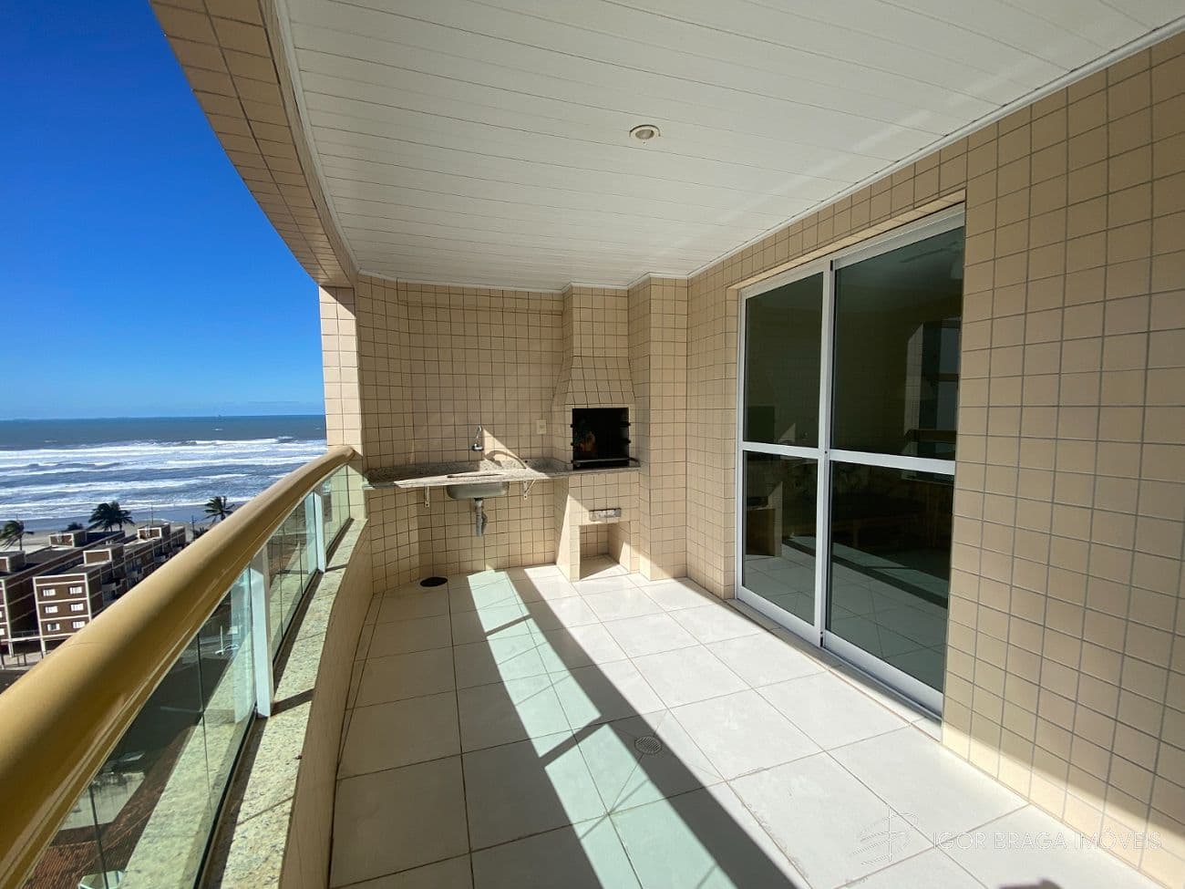 BELÍSSIMO APARTAMENTO, AMPLO, ACABAMENTO FINO E LAZER COMPLETO — foto 1