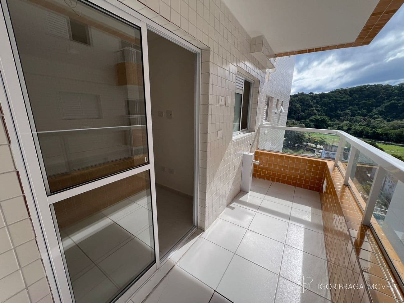 BELÍSSIMO APARTAMENTO, AMPLO E LAZER COMPLETO — foto 1