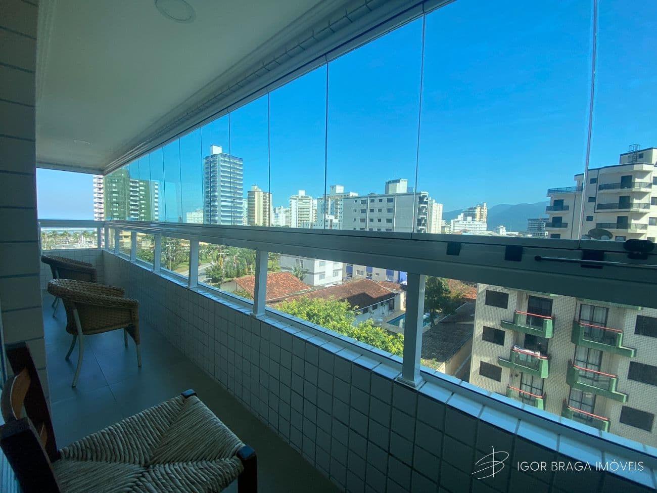 BELÍSSIMO APARTAMENTO, AMPLO E LAZER COMPLETO — foto 1