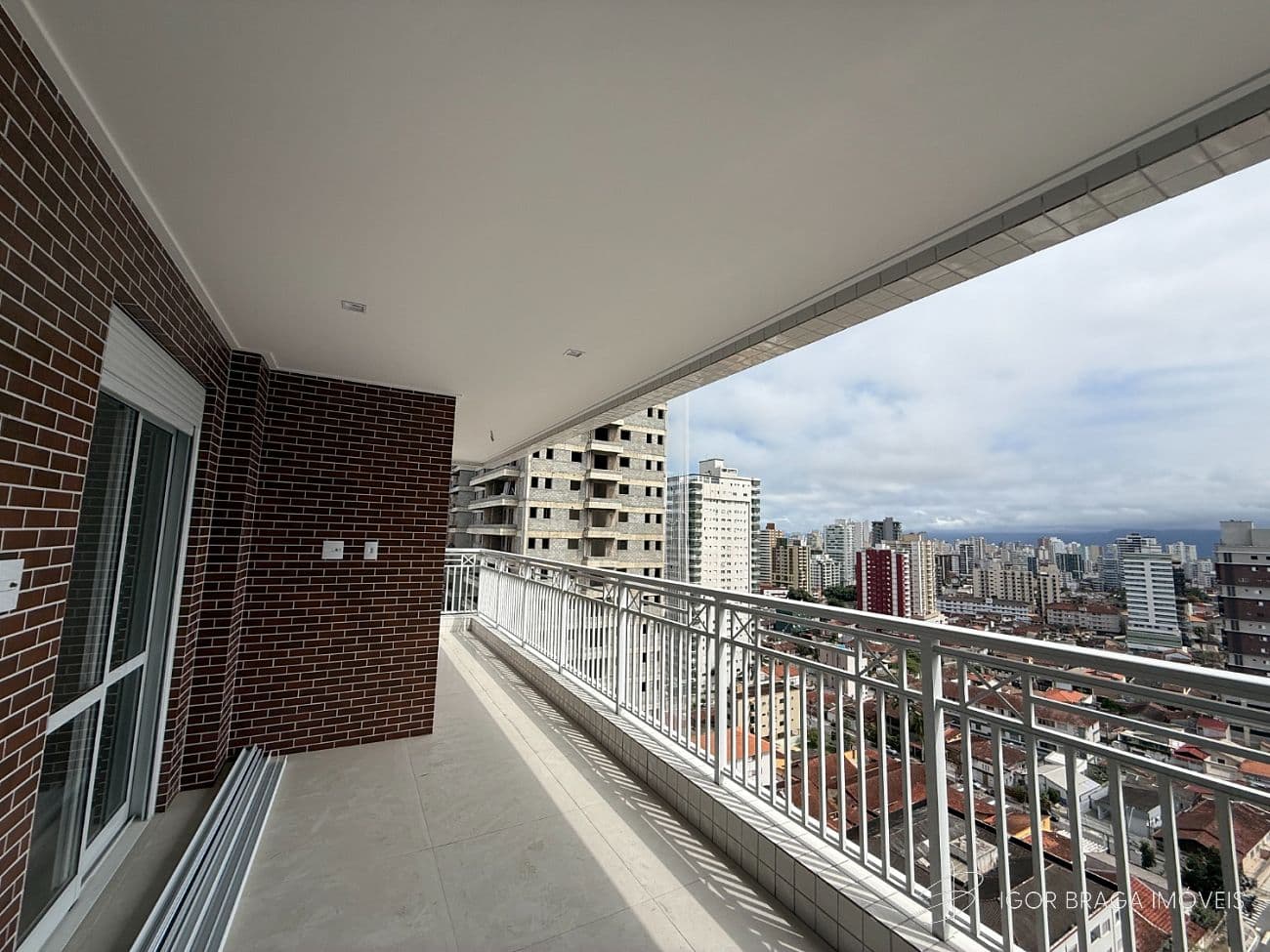 EXCELENTE APRATAMENTO, AMPLO E FINO ACABAMENTO — foto 1