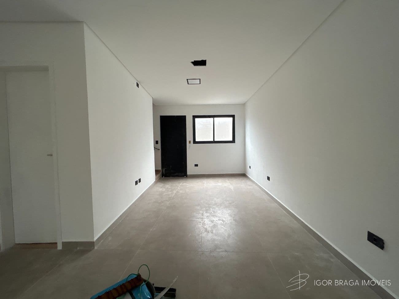 EXCELENTE SOBRADO, AMPLO E FINO ACABAMENTO — foto 1