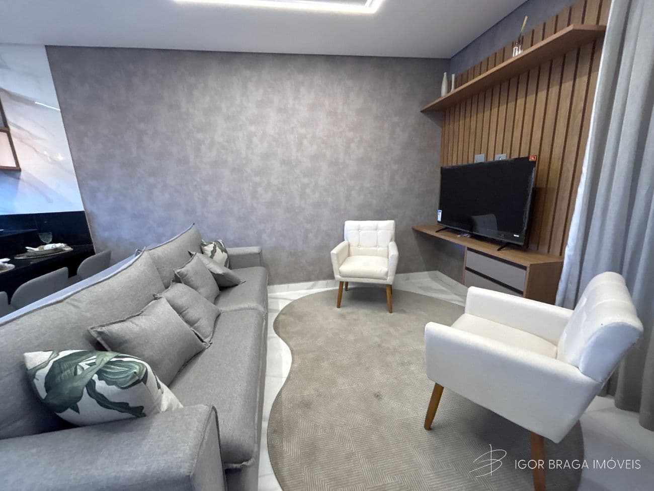 EXCELENTE SOBRADO, AMPLO E FINO ACABAMENTO — foto 1