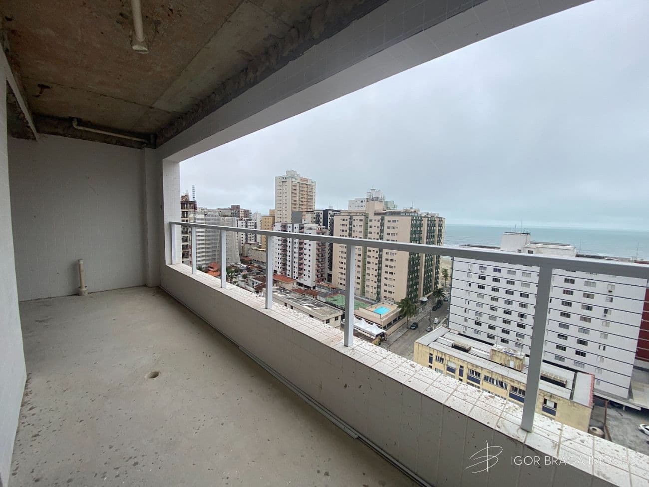 EXCELENTE CONSTRUÇÃO, AMPLO E LAZER COMPLETO — foto 1