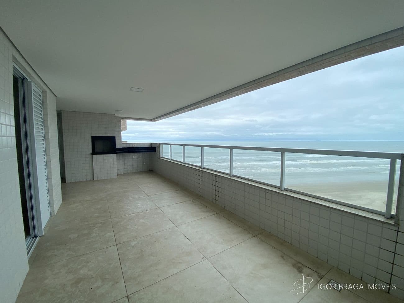 BELÍSSIMO APARTAMENTO, AMPLO, FINO ACABAMENTO E LAZER COMPLETO — foto 1