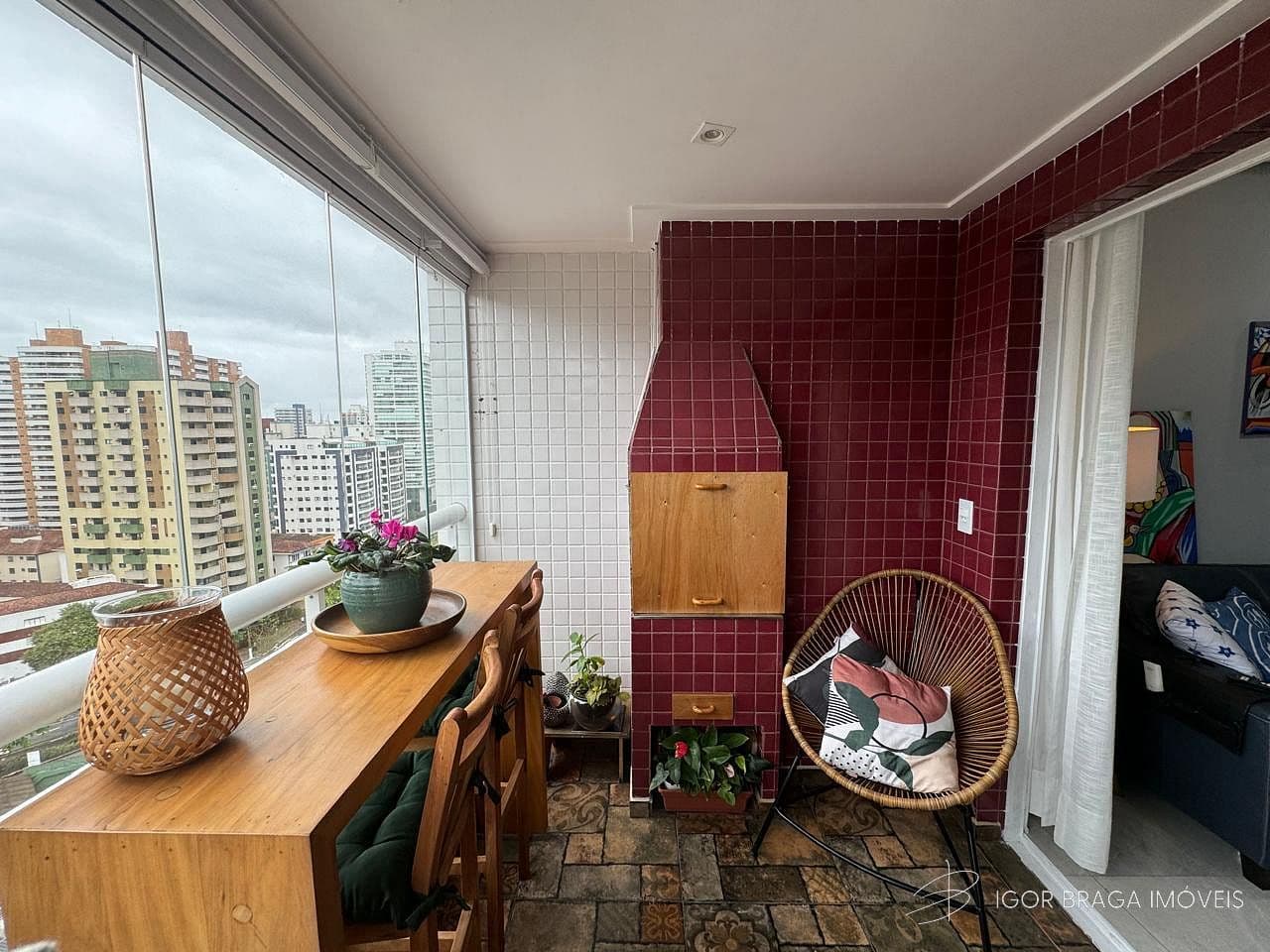 BELÍSSIMO APARTAMENTO, AMPLO E ÁREA DE LAZER — foto 1