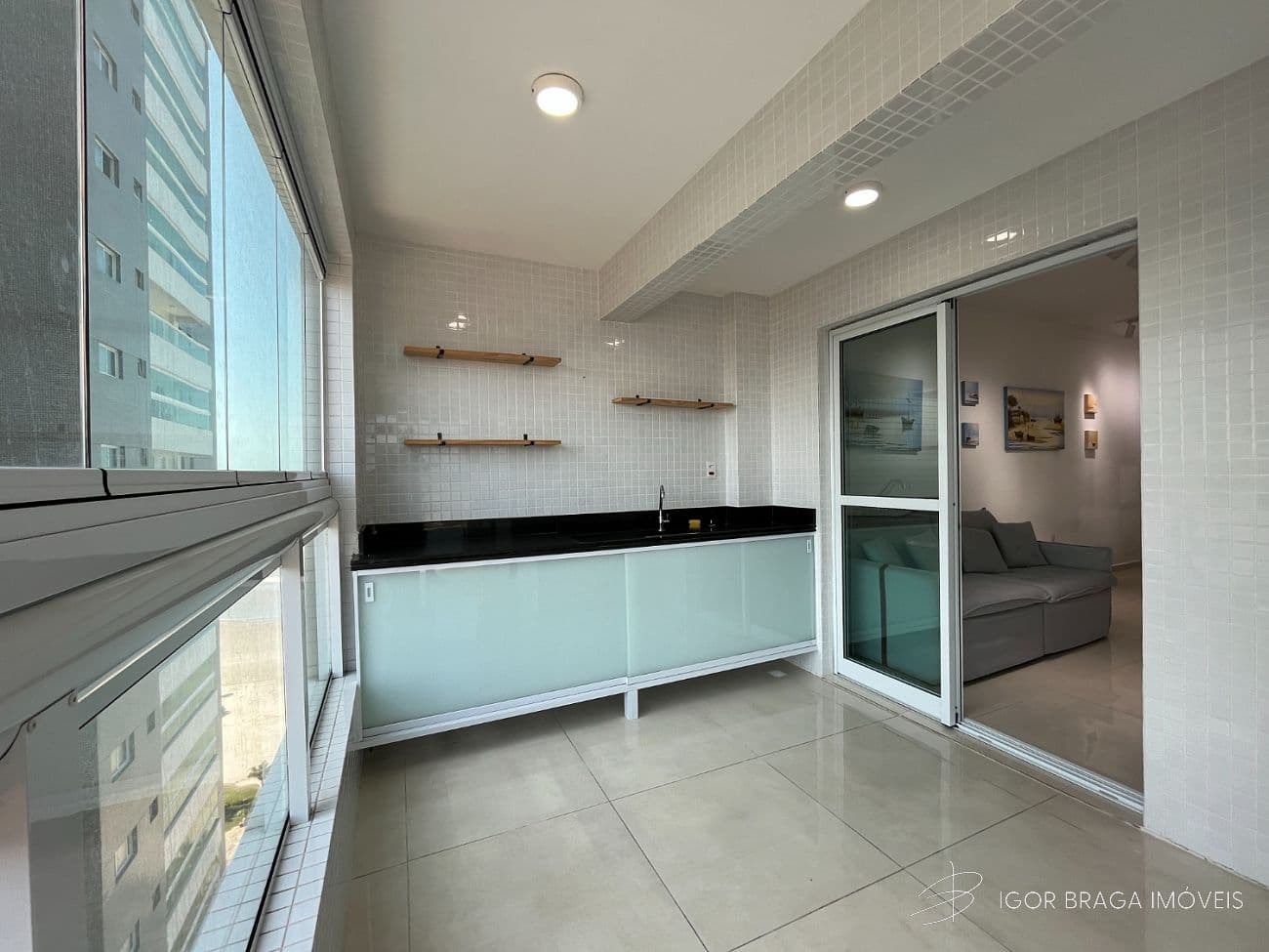 BELÍSSIMO APARTAMENTO, FINO ACABAMENTO E  LAZER COMPLETO — foto 1