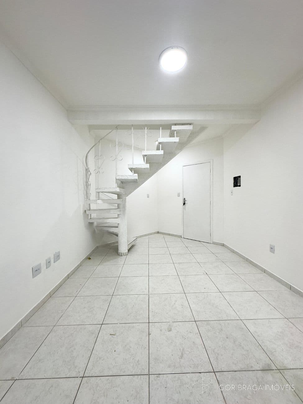 BELÍSSIMA CASA A 500M DO MAR — foto 1