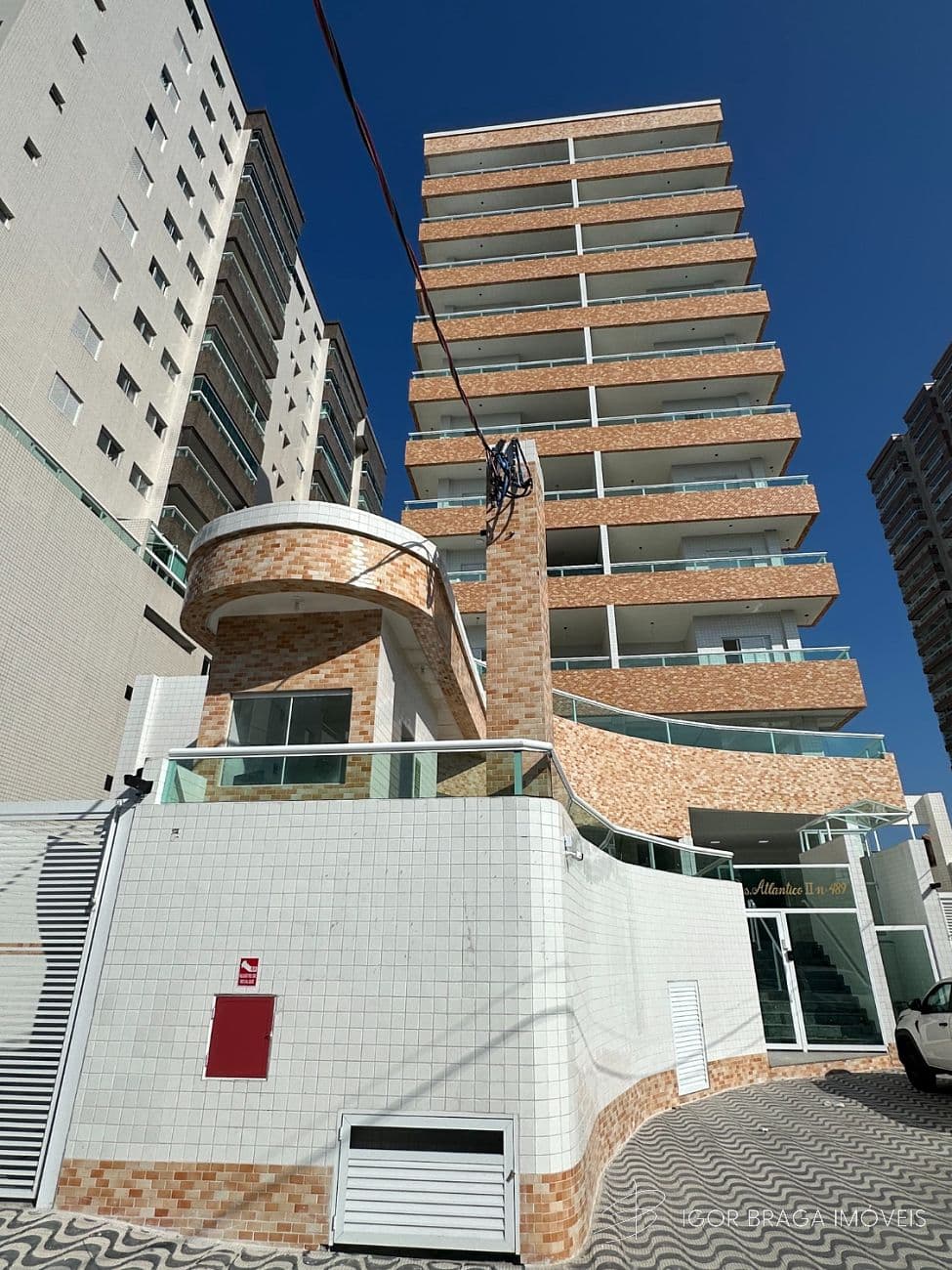 BELÍSSIMO APARTAMENTO, À 450M DO MAR E LAZER COMPLETO — foto 1