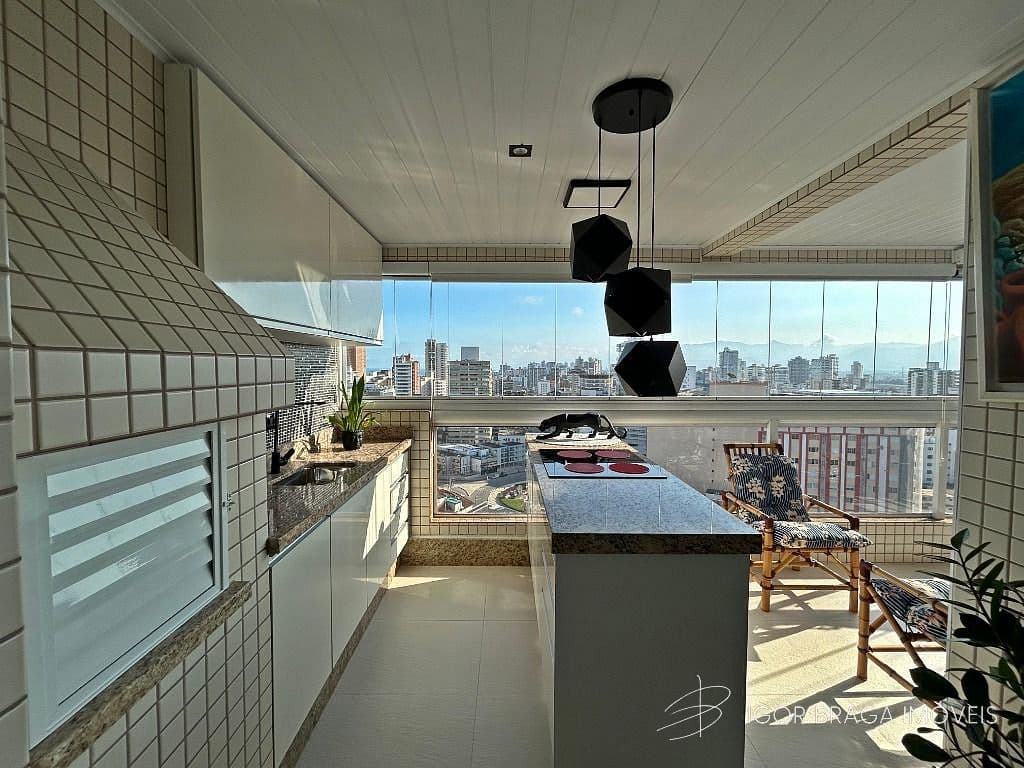 EXCELENTE APARTAMENTO A 400M DO MAR E COM AREA DE LAZER COMPLETO — foto 1