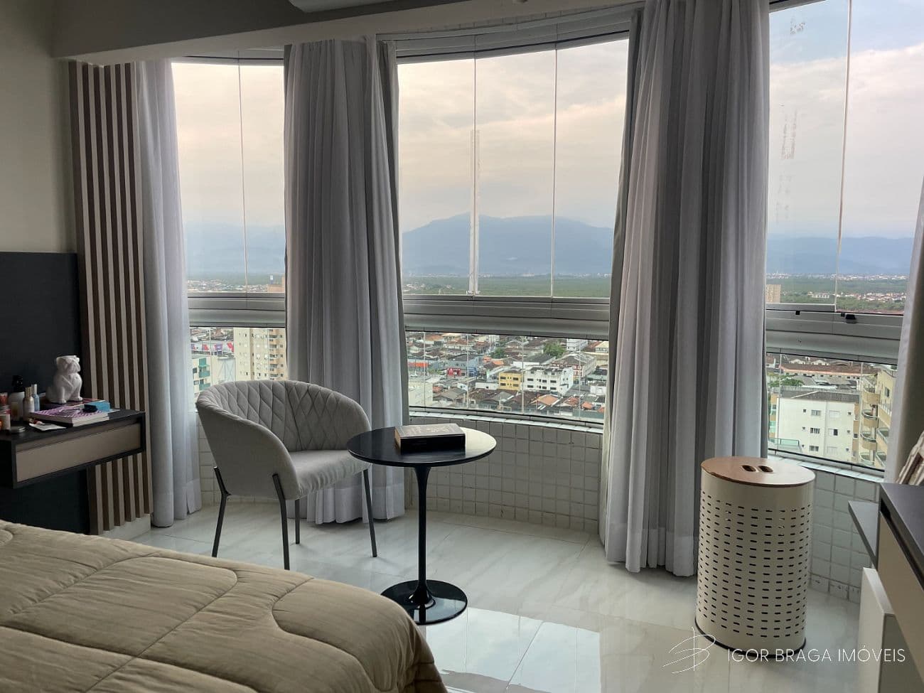 EXCELENTE APARTAMENTO AUTOMATIZADO, AMPLO E A 350M DO MAR COM AREA DE LAZER COMPLETO — foto 1