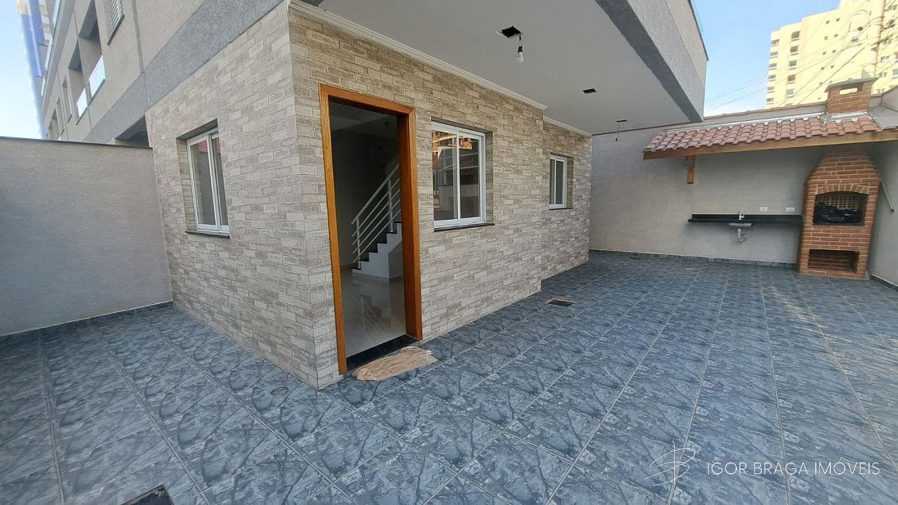 EXCELENTE SOBRADO, A 400M DO MAR  E COM ÁREA GOURMET — foto 1