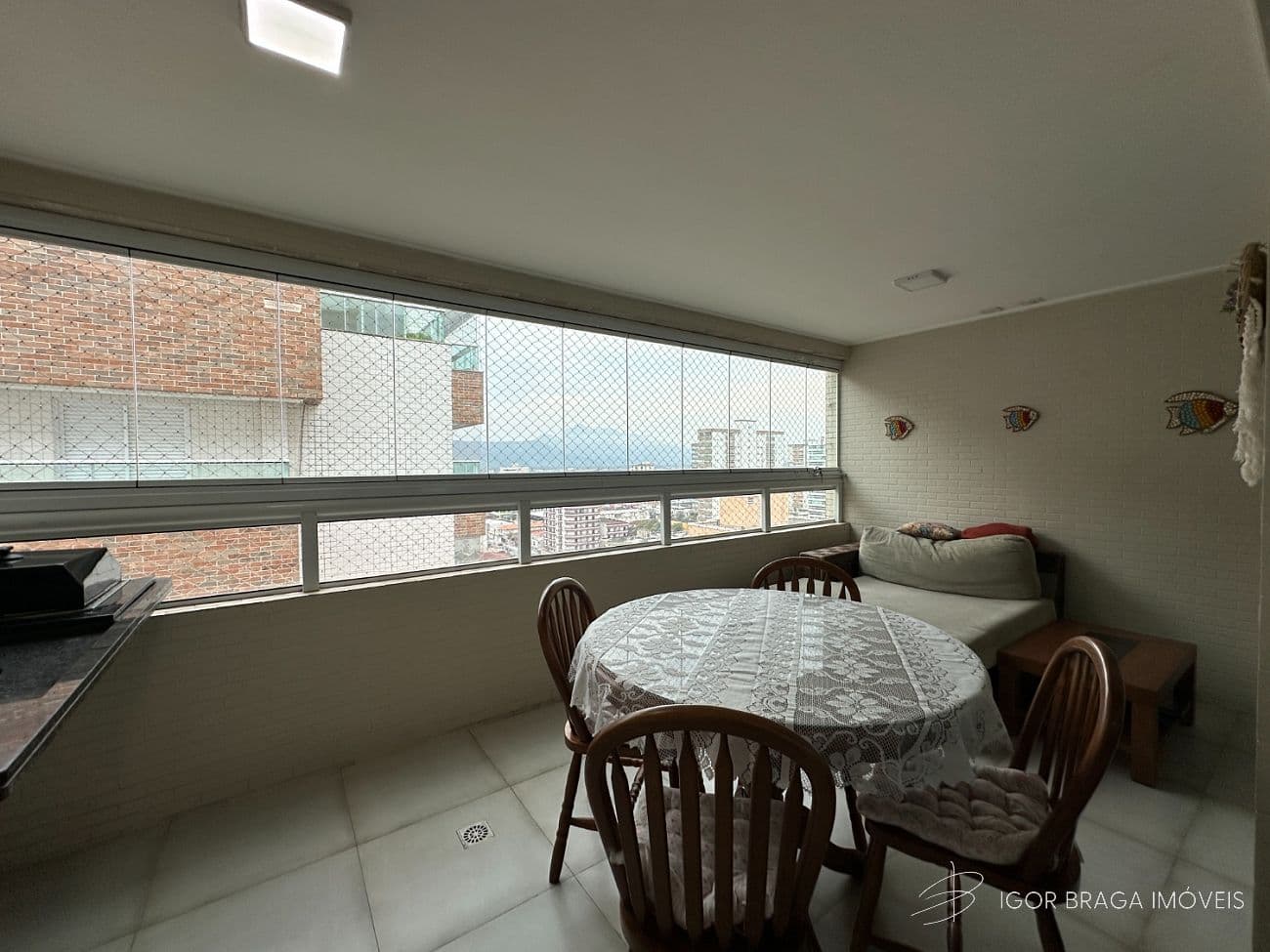 BELÍSSIMO APARTAMENTO DUPLEX, À 350M DO MAR E LAZER COMPLETO — foto 1