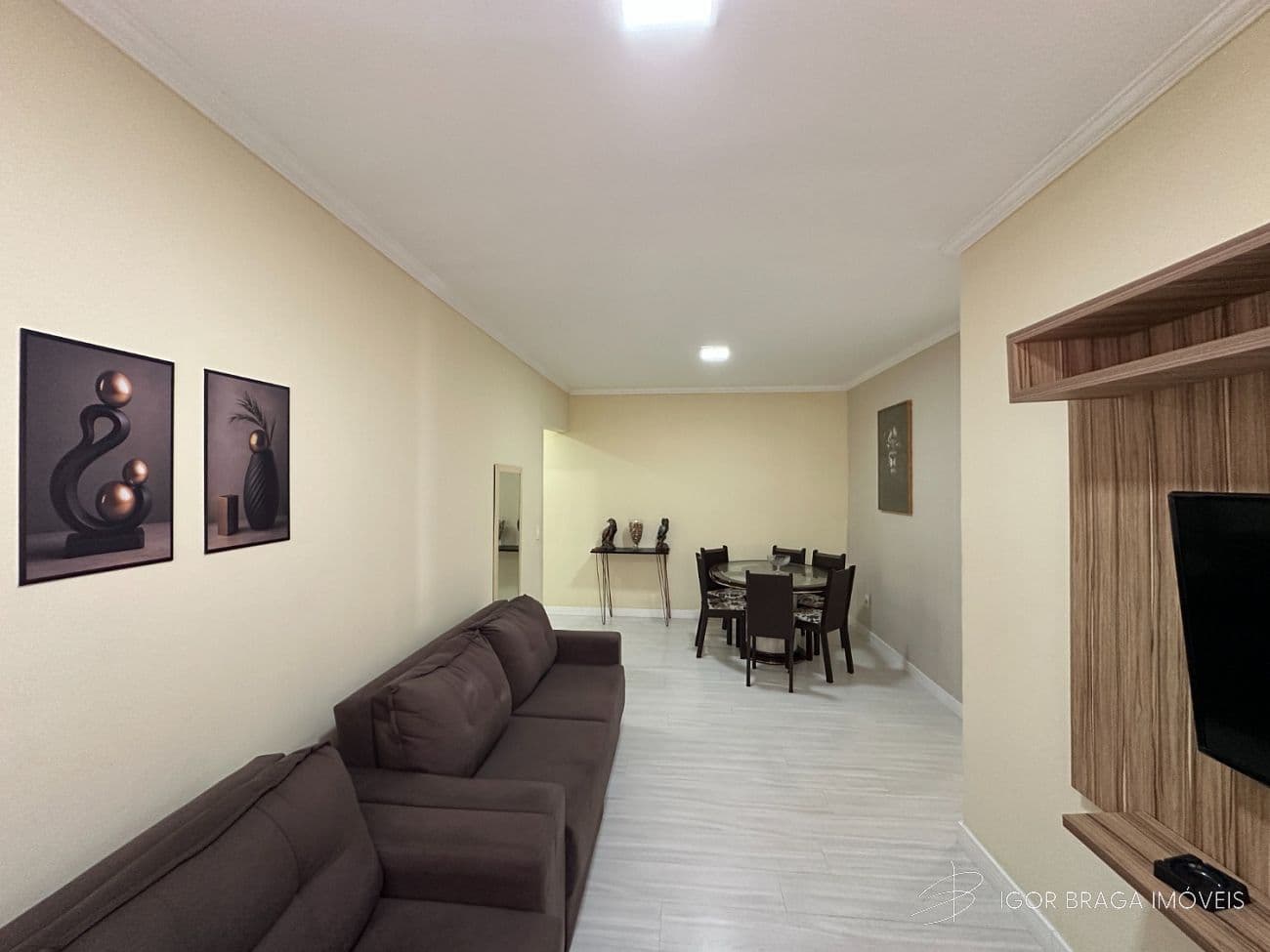 BELÍSSIMO APARTAMENTO, À 30M DO MAR E LAZER COMPLETO — foto 1