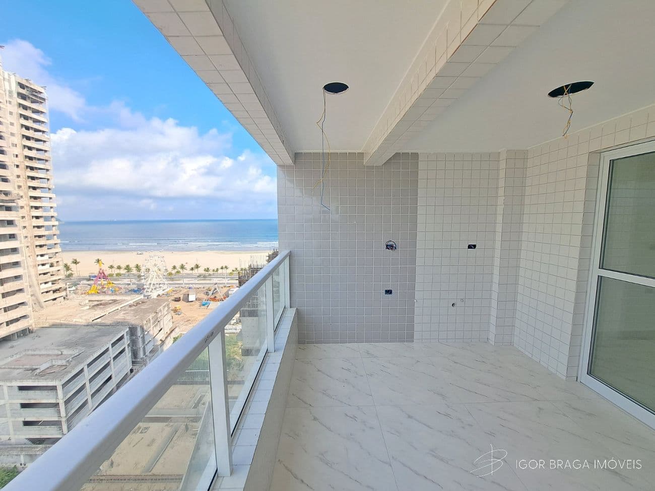 BELÍSSIMO APARTAMENTO, À 150M DO MAR E ESPAÇO DE LAZER — foto 1