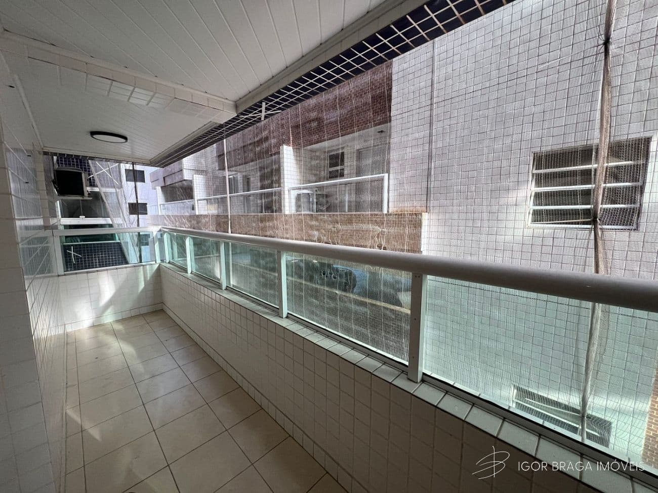 EXCELENTE APARTAMENTO, À 450M DO MAR E LAZER COMPLETO — foto 1