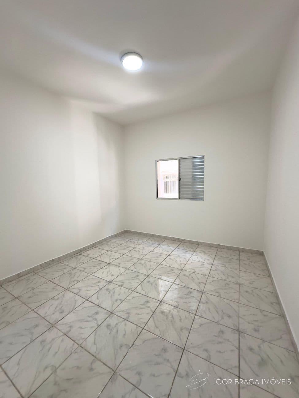 BELÍSSIMA KITNET, À 550M DO MAR — foto 1