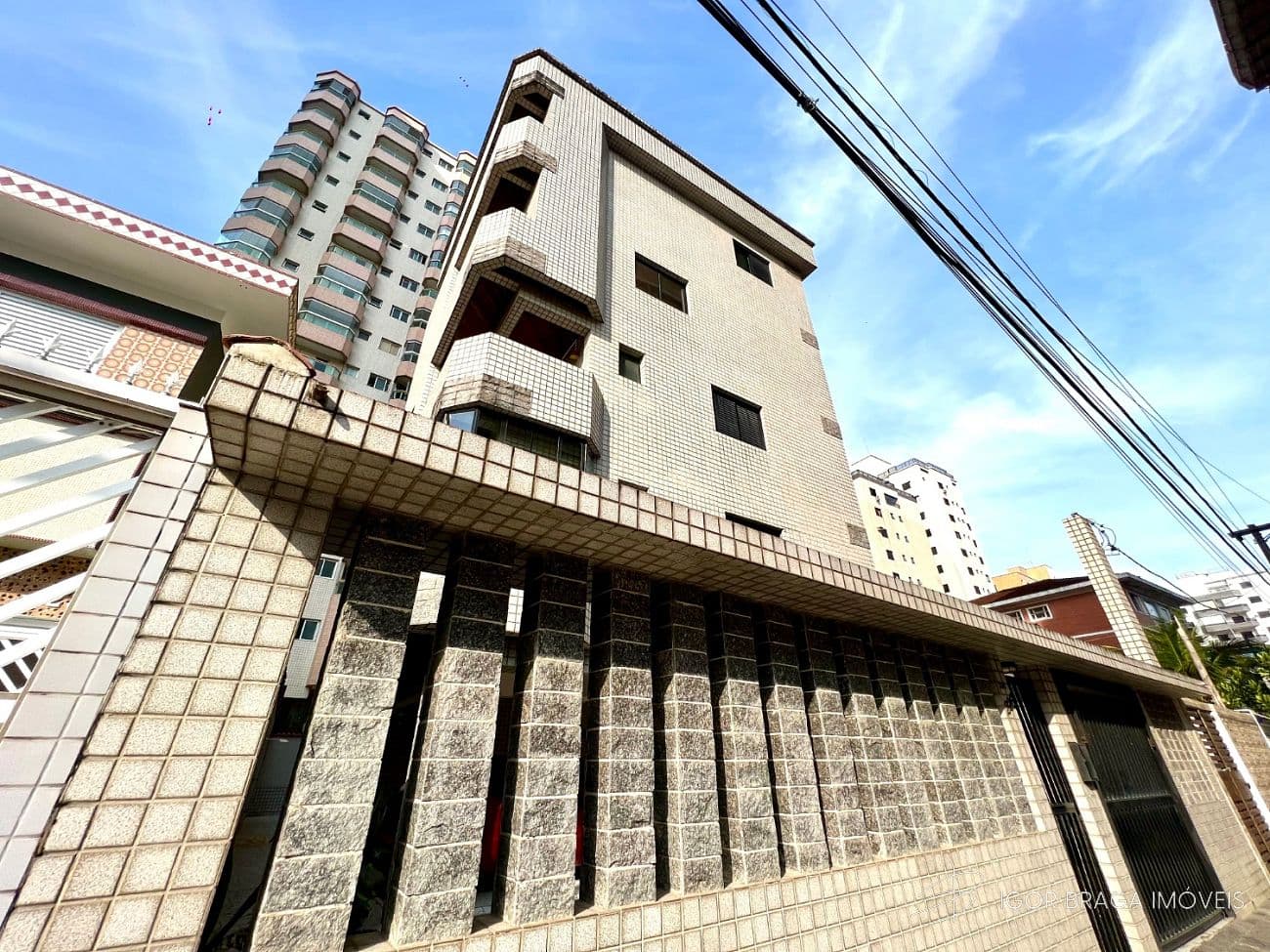 BELISSIMO APARTAMENTO DUPLEX, À 200m DO MAR E LAZER — foto 1