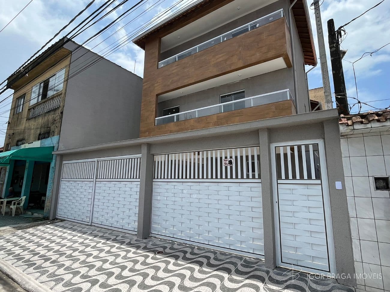 BELÍSSIMA CASA EM CONDOMÍNIO, FINO ACABAMENTO — foto 1