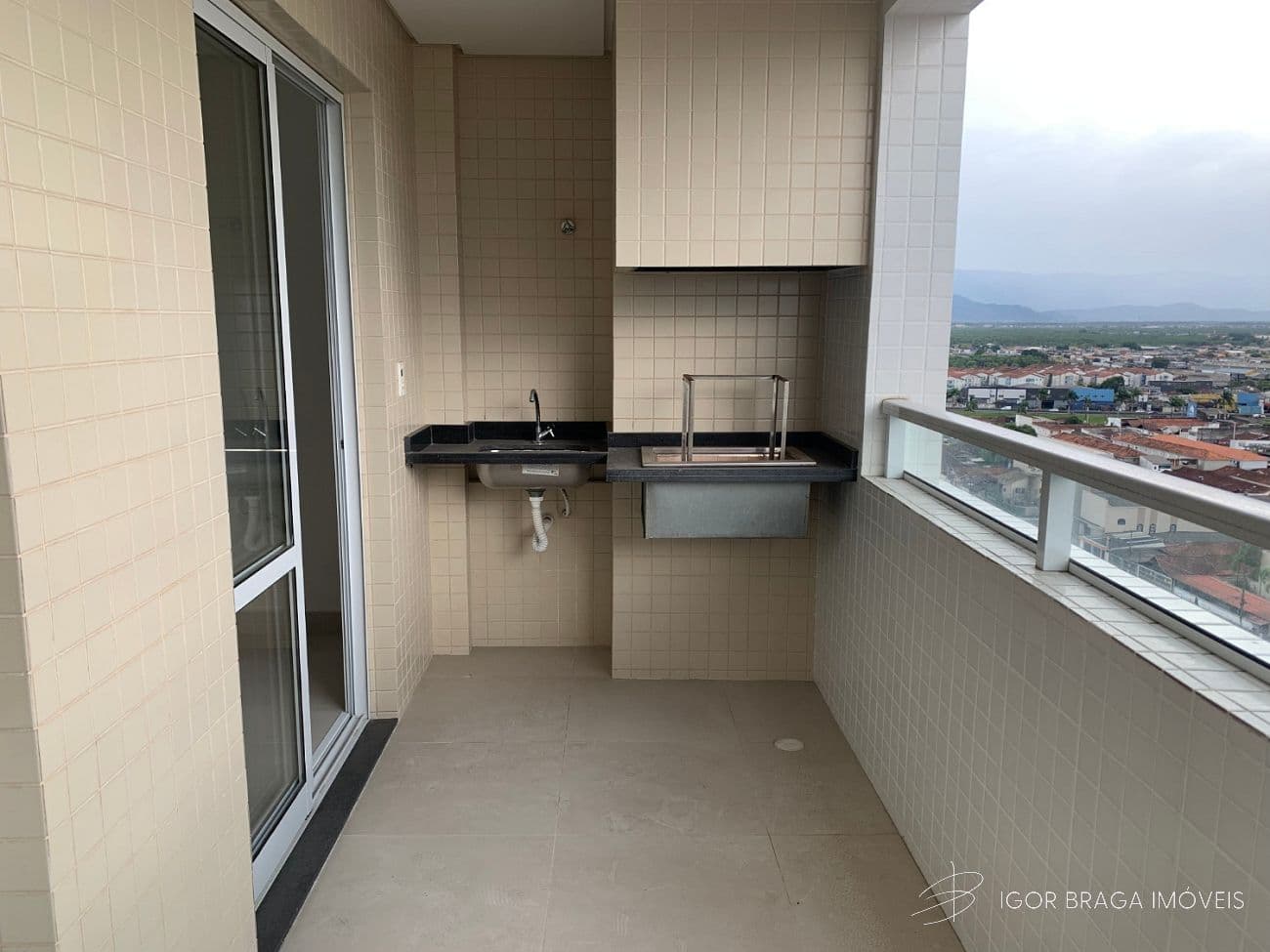 EXCELENTE APARTAMENTO A 500M DO MAR COM LAZER COMPLETO — foto 1