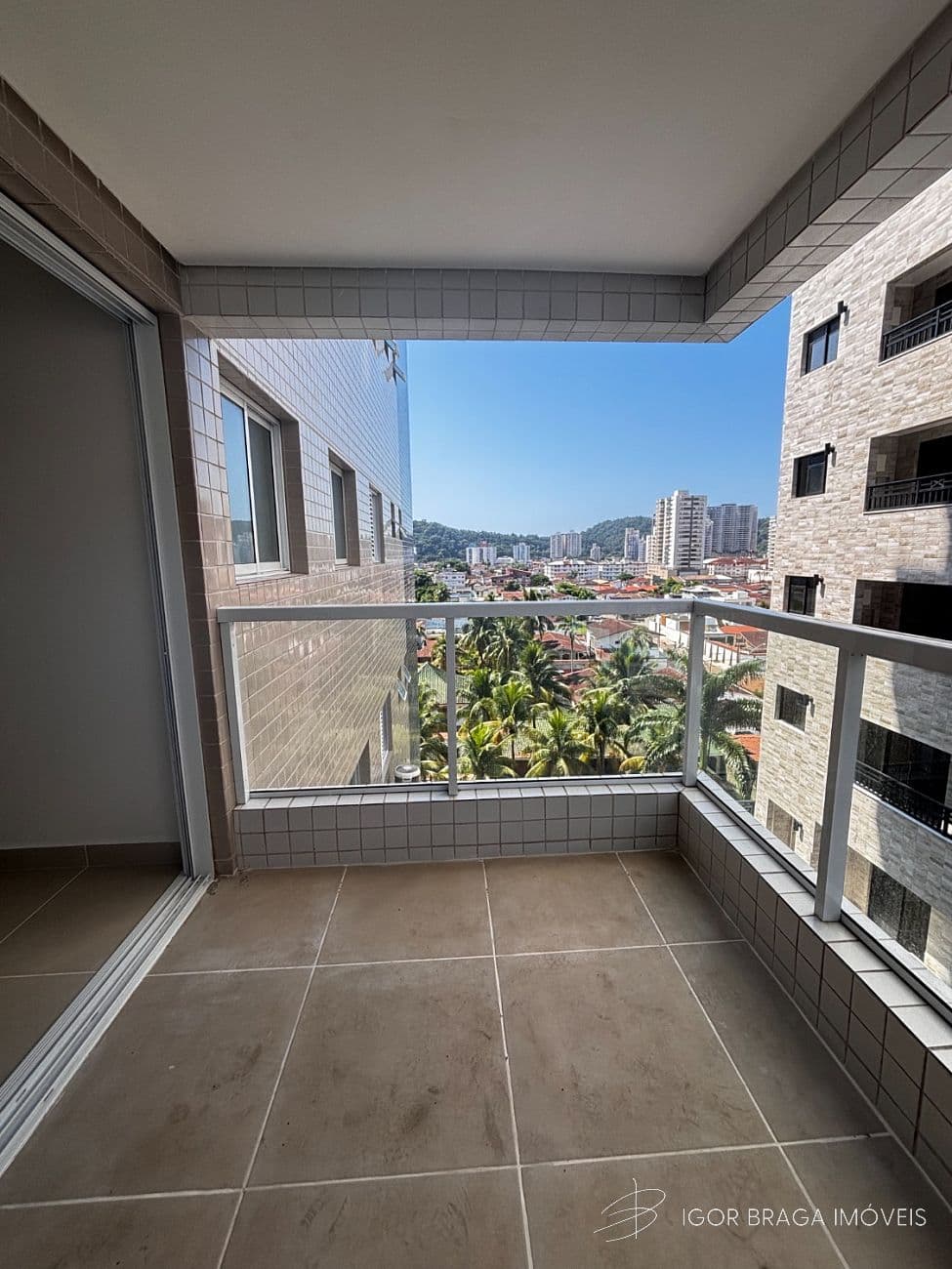 BELÍSSIMO APARTAMENTO, À 850M DO MAR E LAZER COMPLETO — foto 1