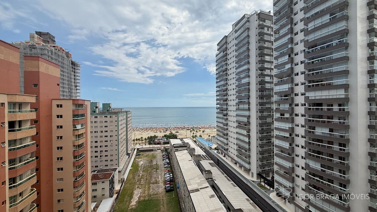 BELÍSSIMO APARTAMENTO, À 150M DO MAR E LAZER COMPLETO — foto 1