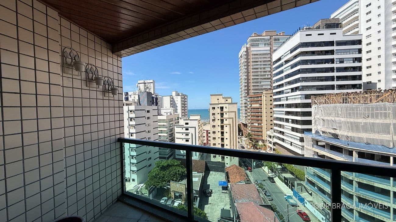 EXCELENTE APARTAMENTO, AMPLO E À 200M DO MAR — foto 1